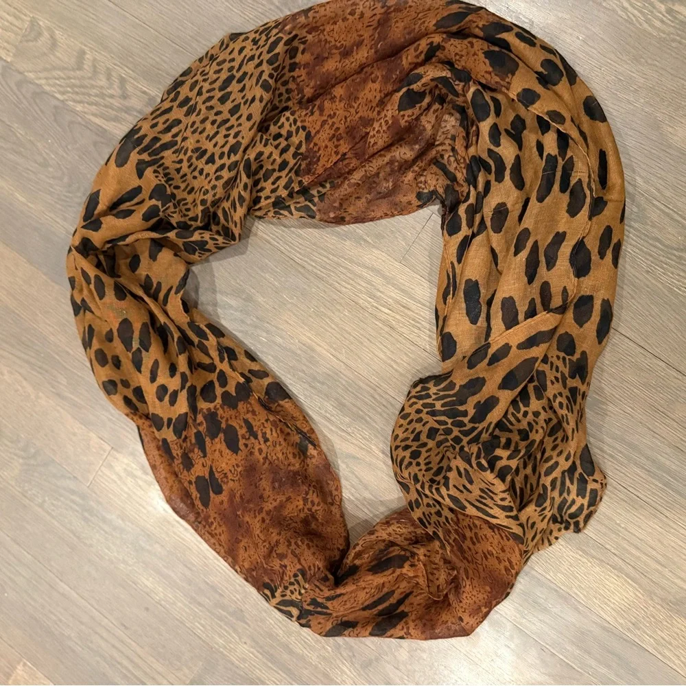 Leopard Print Women's‎ infinity scarf